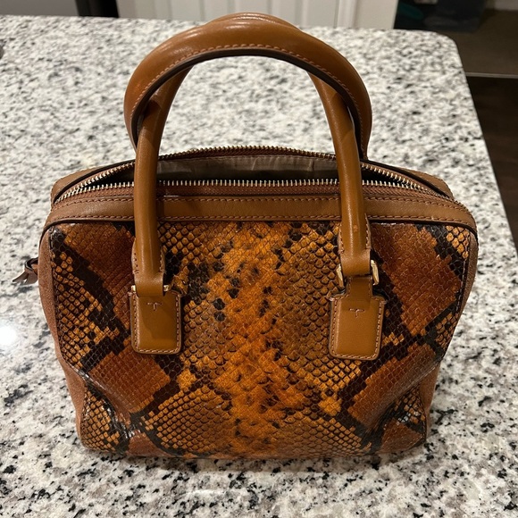 Tory Burch, purse and wallet matching set - Picture 7 of 17